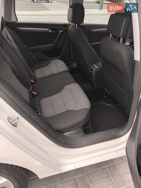 Універсал Volkswagen Passat 2012 в Дніпрі фото 15 Універсал Volkswagen Passat 2012 в Дніпрі