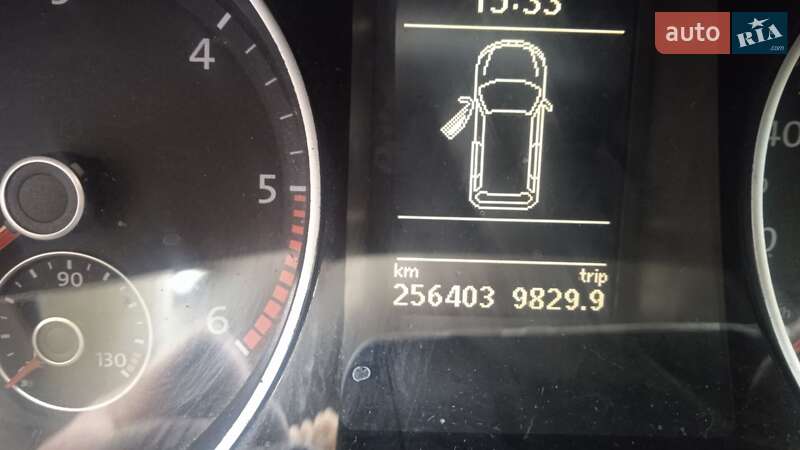 Универсал Volkswagen Passat 2010 в Дрогобыче