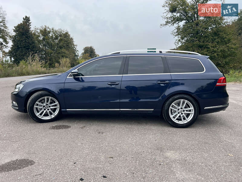 Универсал Volkswagen Passat 2011 в Дубно