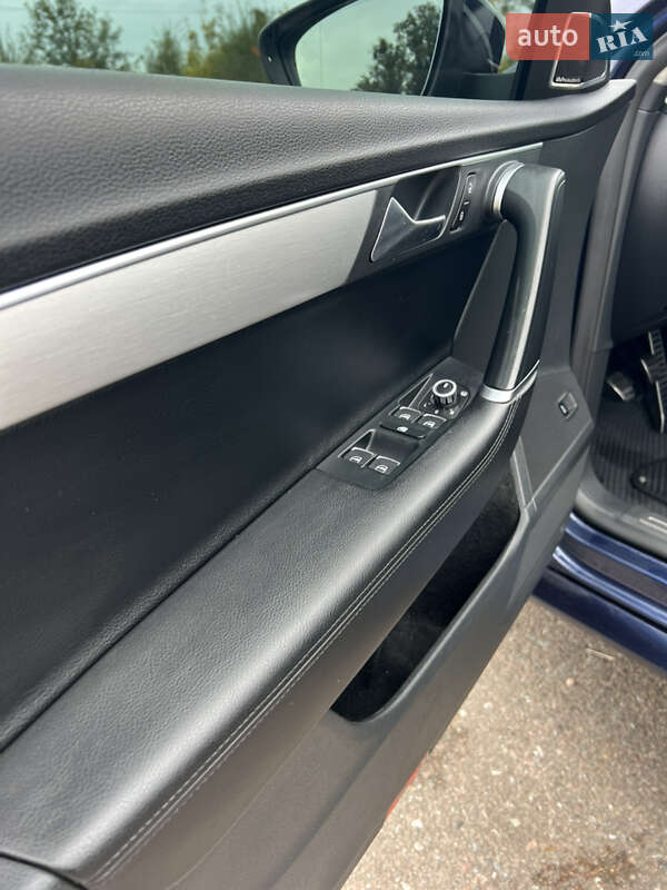 Универсал Volkswagen Passat 2011 в Дубно