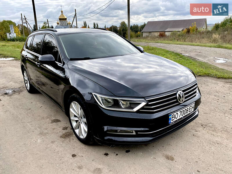 Універсал Volkswagen Passat 2015 в Підгайцях