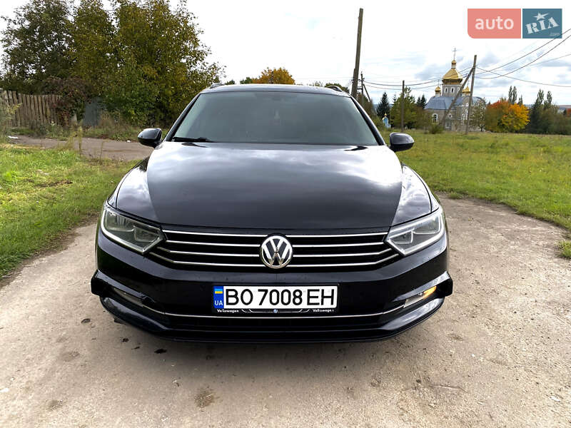 Універсал Volkswagen Passat 2015 в Підгайцях