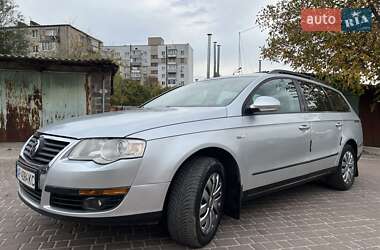 Універсал Volkswagen Passat 2006 в Запоріжжі