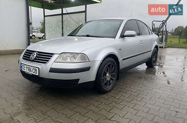Седан Volkswagen Passat 2001 в Чернівцях