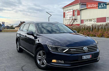 Універсал Volkswagen Passat 2015 в Луцьку