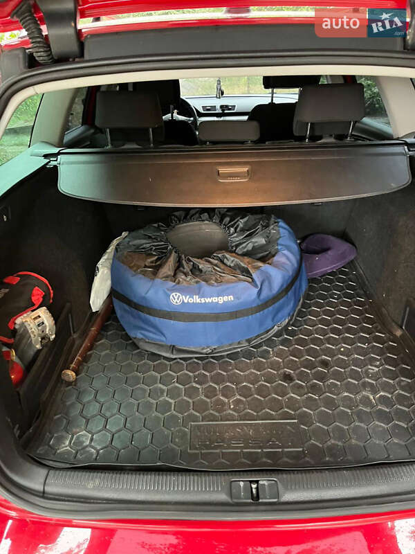 Универсал Volkswagen Passat 2011 в Каменском фото 12 Универсал Volkswagen Passat 2011 в Каменском