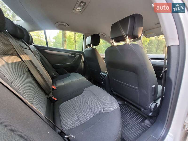 Седан Volkswagen Passat 2014 в Запорожье