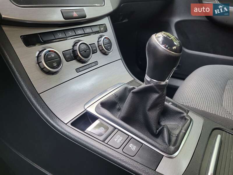 Седан Volkswagen Passat 2014 в Запорожье