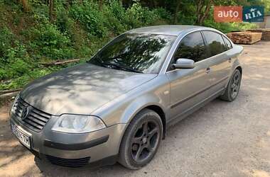 Седан Volkswagen Passat 2002 в Перемишлянах