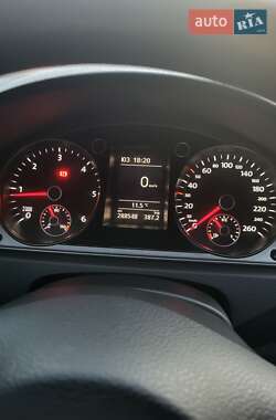 Универсал Volkswagen Passat 2011 в 