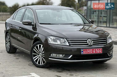 Седан Volkswagen Passat 2014 в 
