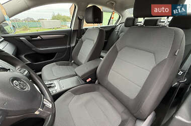 Седан Volkswagen Passat 2014 в 