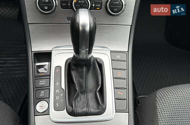 Седан Volkswagen Passat 2014 в 
