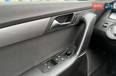 Седан Volkswagen Passat 2014 в 