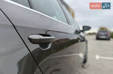 Седан Volkswagen Passat 2014 в 