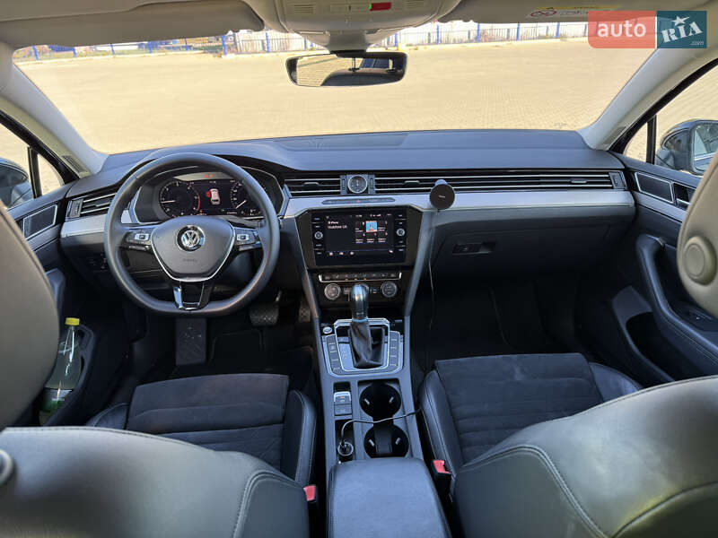 Универсал Volkswagen Passat 2019 в Ковеле фото 20 Универсал Volkswagen Passat 2019 в Ковеле