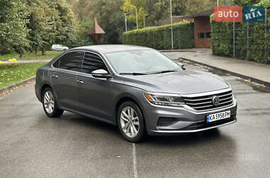 Седан Volkswagen Passat 2019 в Києві