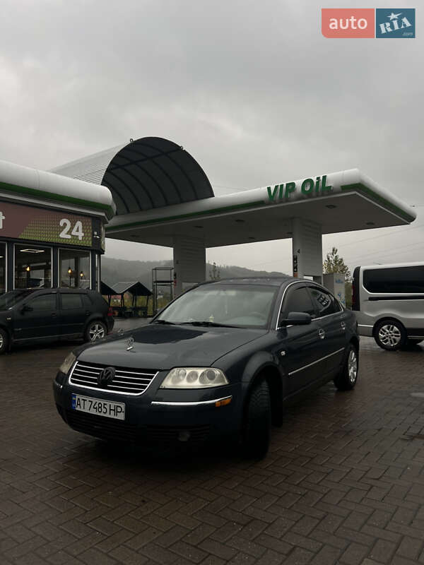 Седан Volkswagen Passat 2001 в Вижнице