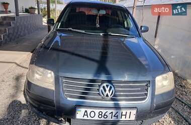 Седан Volkswagen Passat 2003 в Виноградове