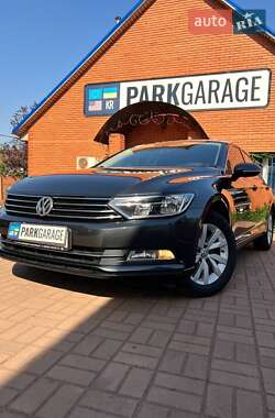 Седан Volkswagen Passat 2019 в 