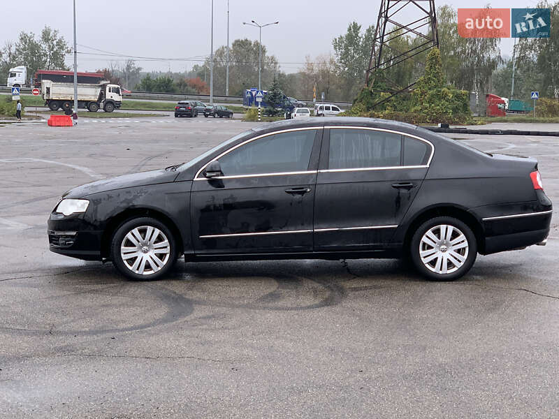 Седан Volkswagen Passat 2006 в Киеве