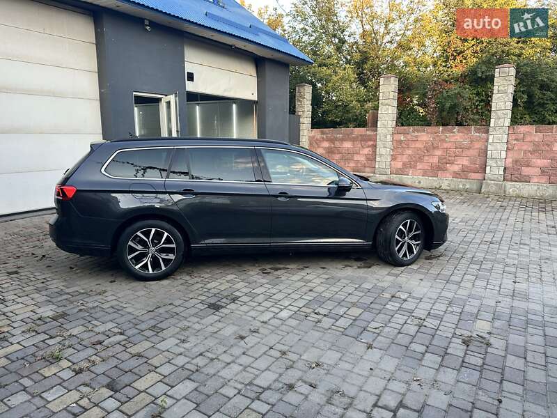 Универсал Volkswagen Passat 2020 в Луцке фото 28 Универсал Volkswagen Passat 2020 в Луцке