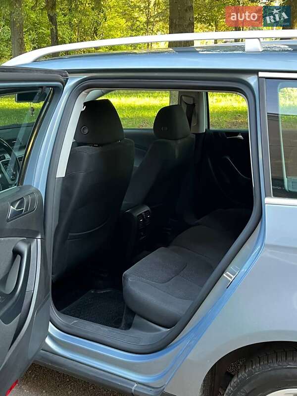 Универсал Volkswagen Passat 2009 в Калуше