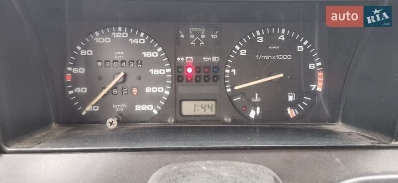 Универсал Volkswagen Passat 1988 в Изяславе фото 16 Универсал Volkswagen Passat 1988 в Изяславе