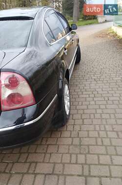 Седан Volkswagen Passat 2003 в  фото 5 Седан Volkswagen Passat 2003 в