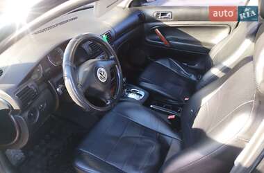 Седан Volkswagen Passat 2003 в  фото 9 Седан Volkswagen Passat 2003 в
