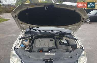 Седан Volkswagen Passat 2012 в Фастове