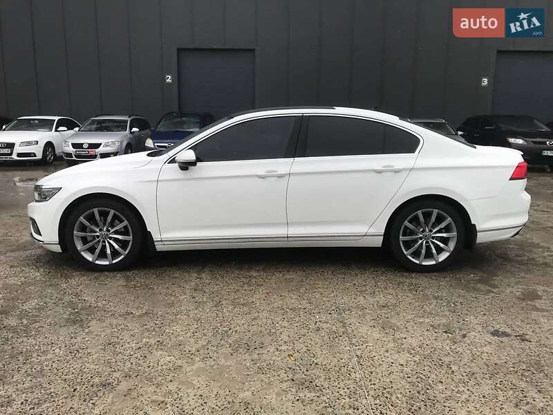 Седан Volkswagen Passat 2020 в Львові фото 25 Седан Volkswagen Passat 2020 в Львові
