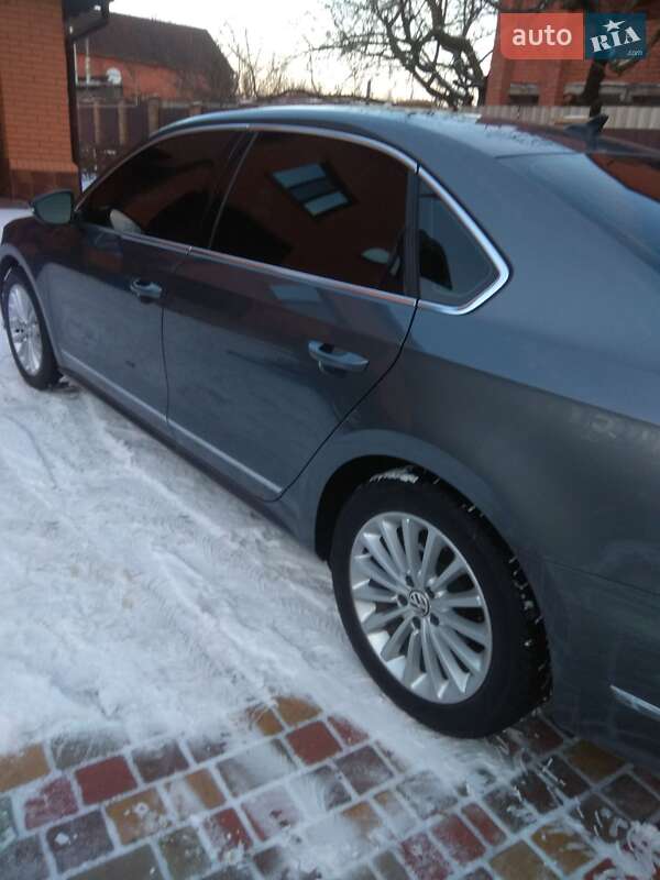 Седан Volkswagen Passat 2016 в Запоріжжі
