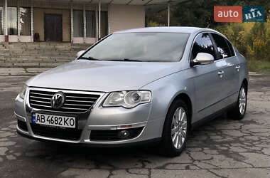 Седан Volkswagen Passat 2005 в Умані