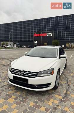 Седан Volkswagen Passat 2012 в 