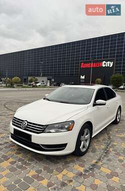 Седан Volkswagen Passat 2012 в 