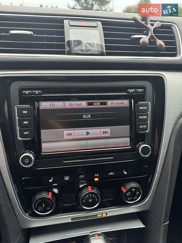 Седан Volkswagen Passat 2012 в Луцке