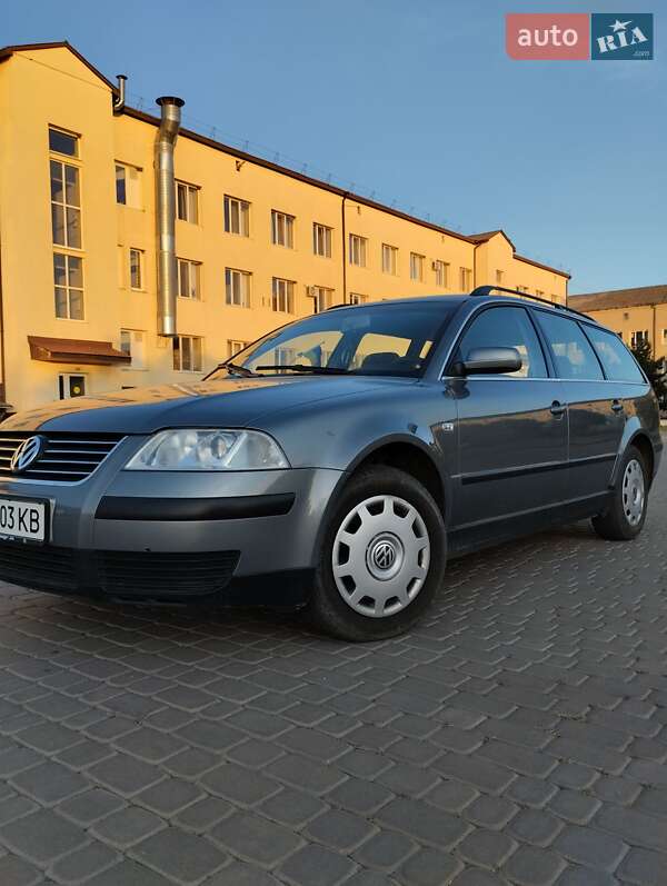 Универсал Volkswagen Passat 2001 в Теплике