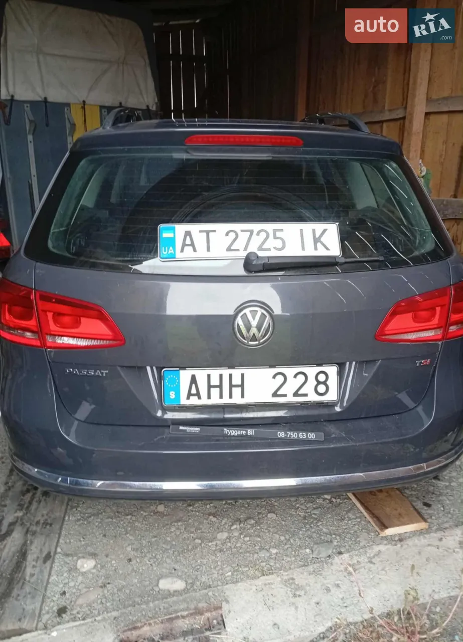 2011 Volkswagen Passat - мініатюра 11