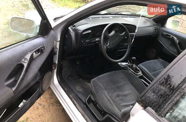 Седан Volkswagen Passat 1995 в 