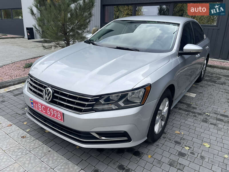 Volkswagen Passat 2016