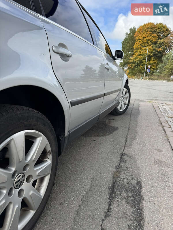 Седан Volkswagen Passat 2001 в Мене фото 8 Седан Volkswagen Passat 2001 в Мене