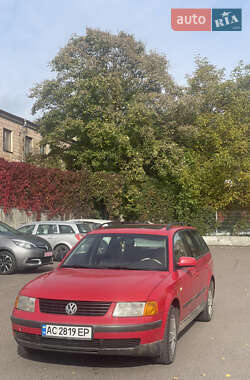 Универсал Volkswagen Passat 1998 в 
