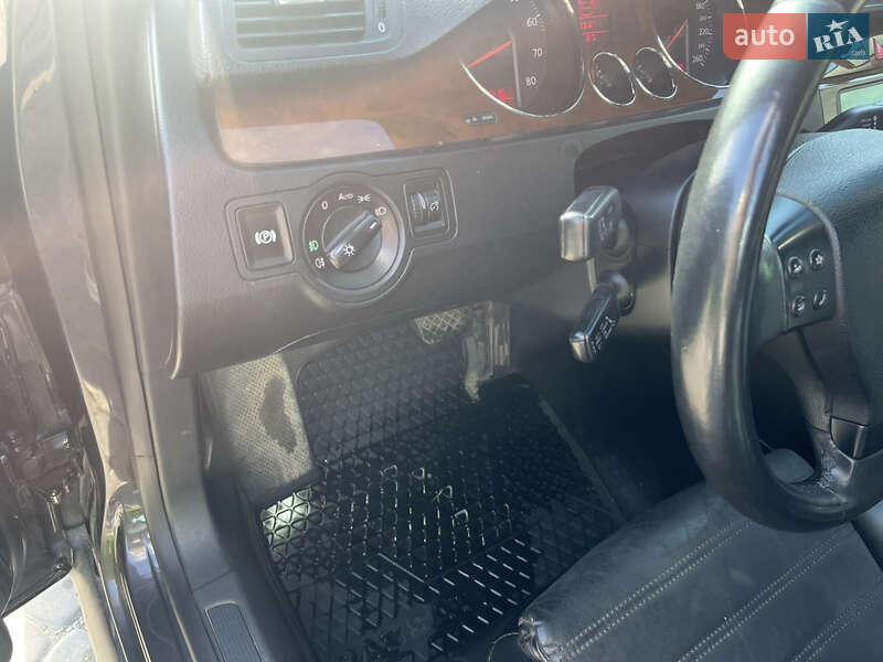 Седан Volkswagen Passat 2008 в Дунаевцах