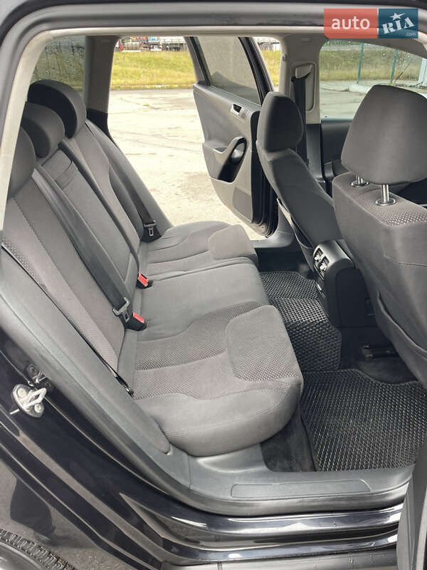 Универсал Volkswagen Passat 2009 в Ратным