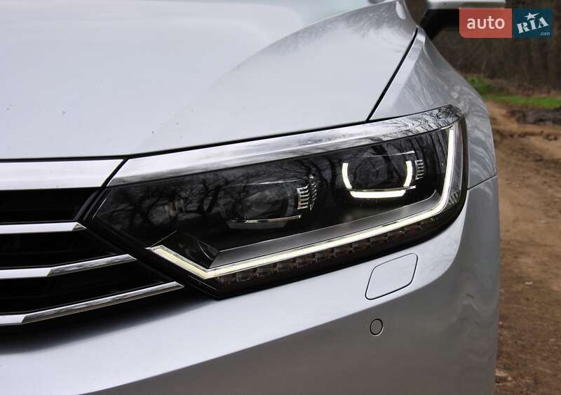 Седан Volkswagen Passat 2016 в Вінниці