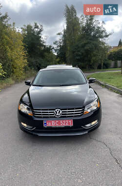 Седан Volkswagen Passat 2015 в 