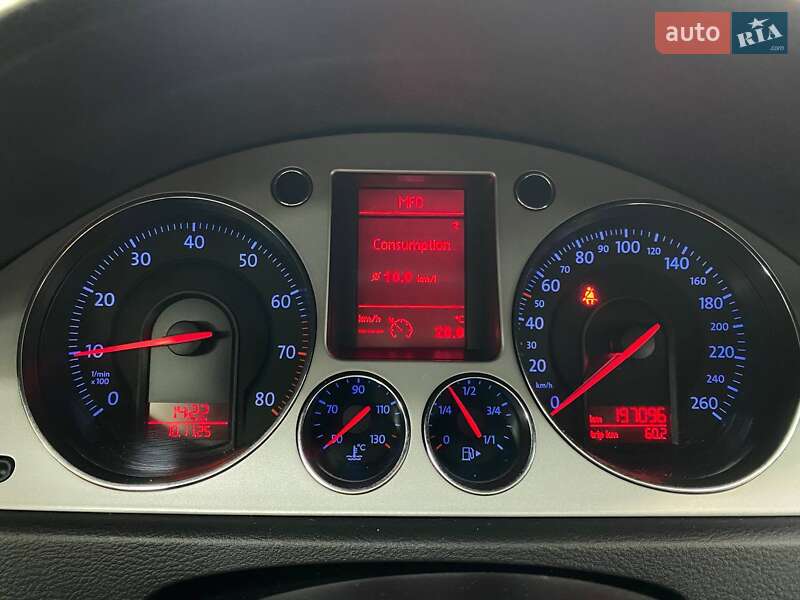 Универсал Volkswagen Passat 2008 в Киеве