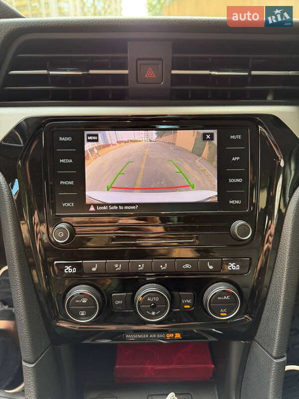 Седан Volkswagen Passat 2020 в Киеве