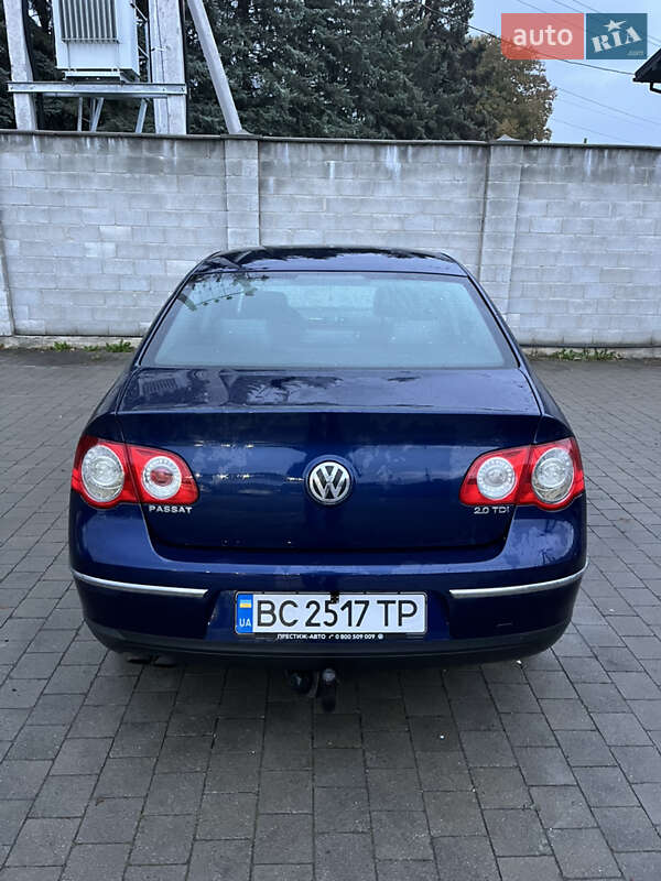Седан Volkswagen Passat 2005 в Львові